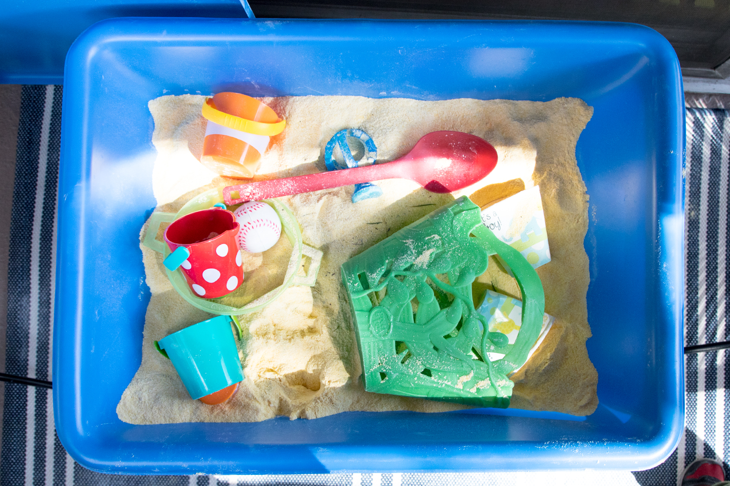 Fifteen Sensory Table Ideas keep On Makin On